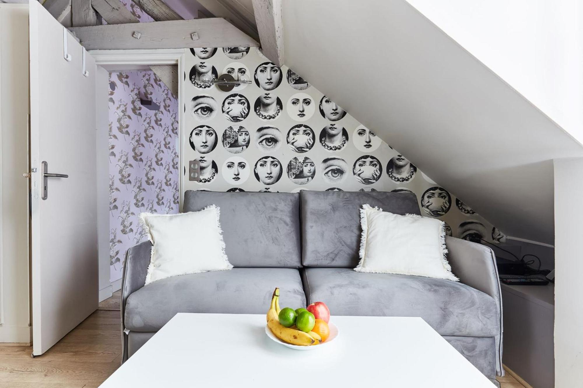 Place Des Vosges - 1Br With Balcony - Cityapartmentstay ปารีส ภายนอก รูปภาพ