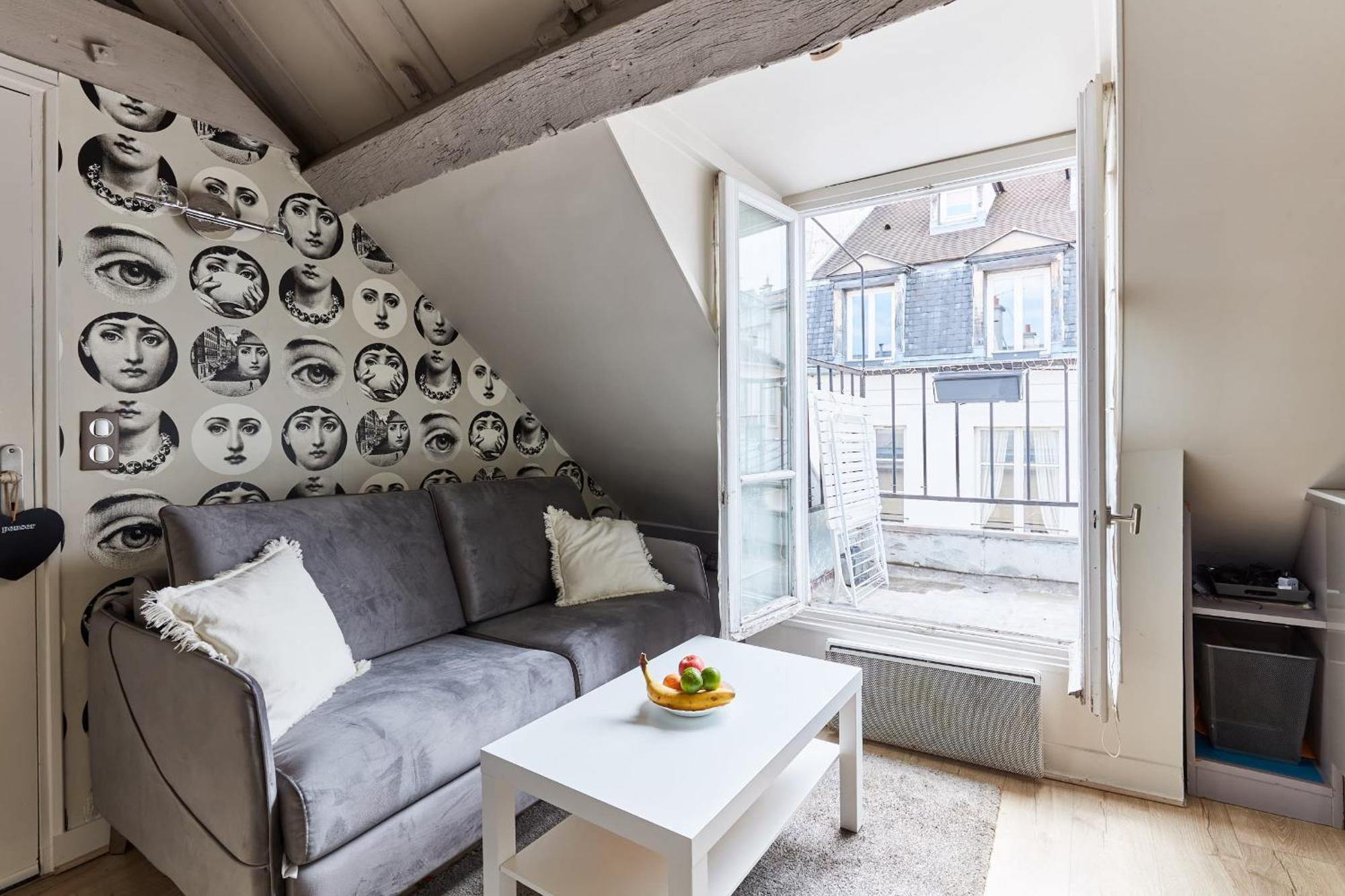 Place Des Vosges - 1Br With Balcony - Cityapartmentstay ปารีส ภายนอก รูปภาพ